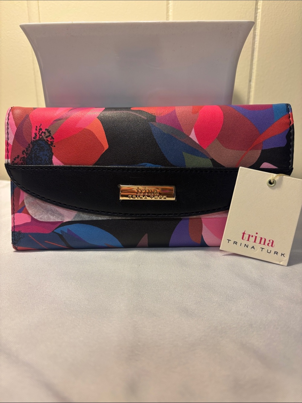 NWT Trina Turk Watercolor Floral Trifold Wallet Black Pink Multi